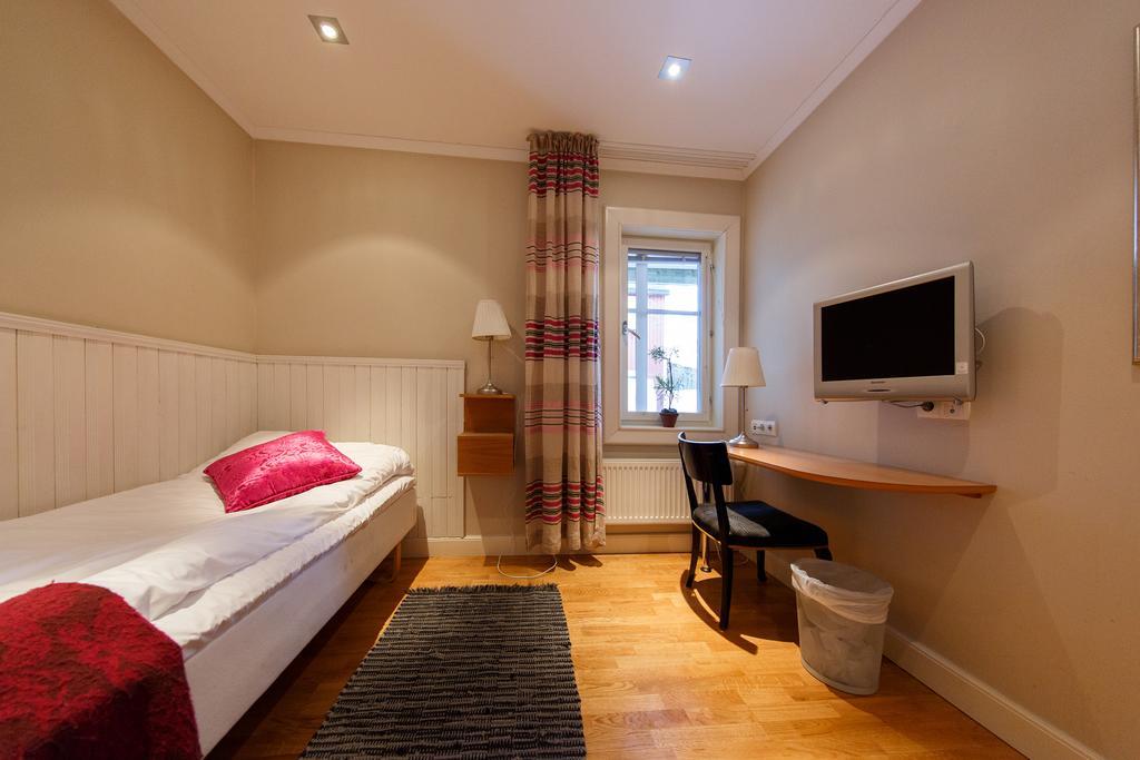 Hotell Pilen 우메오 외부 사진