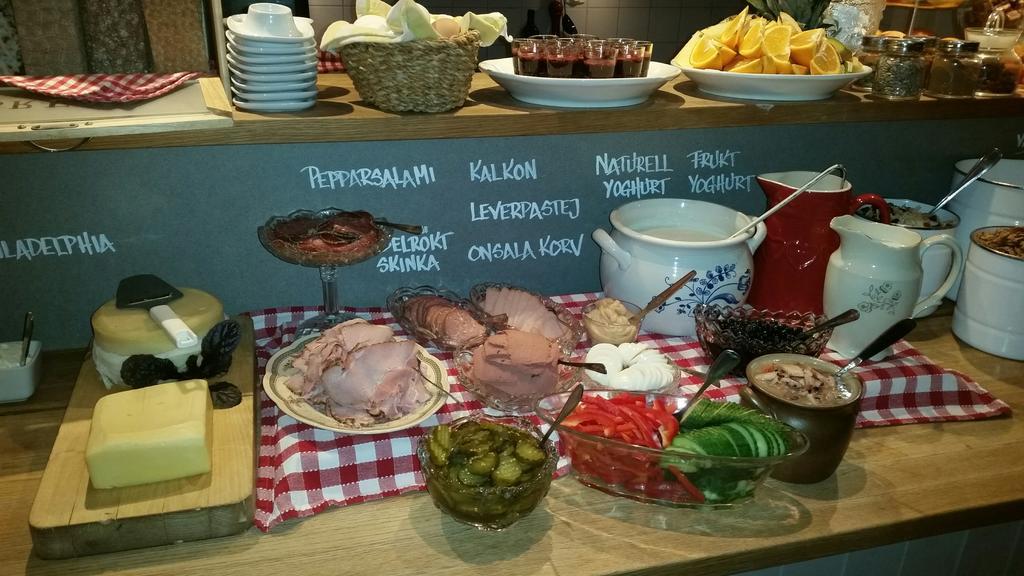 Hotell Pilen 우메오 외부 사진